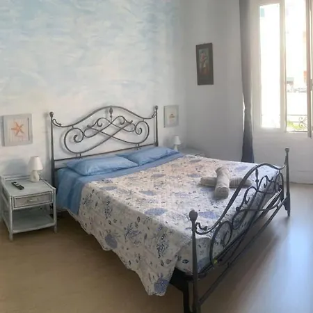 The Sea Flower Con Giardino E Garage Auto Incluso Appartamento *